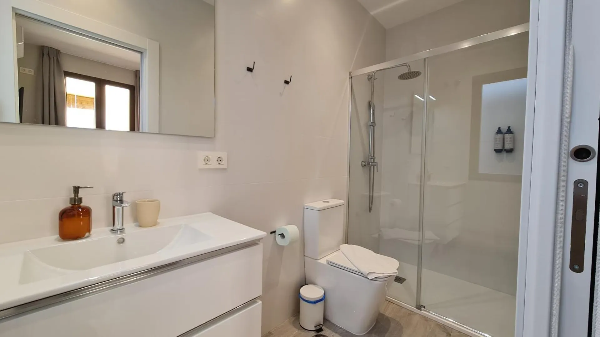 Suspiro 202 Elegant Suite Granada Spain