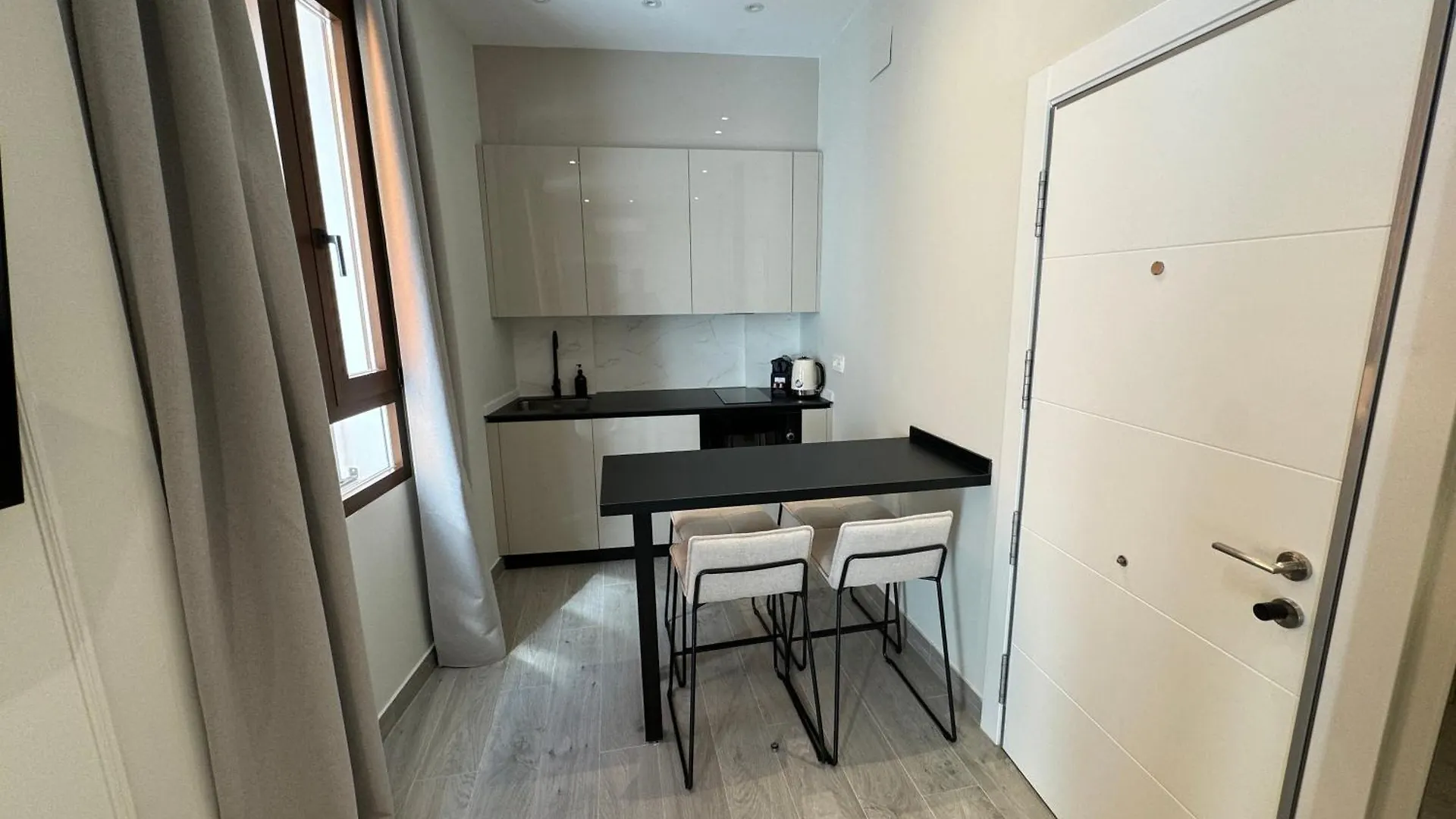 Suspiro 202 Elegant Suite Granada 0*,