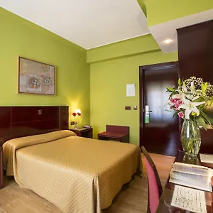 Carlos V Otel